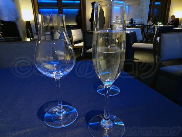 熱海温泉　ホテルミクラス　夕食　ワイン