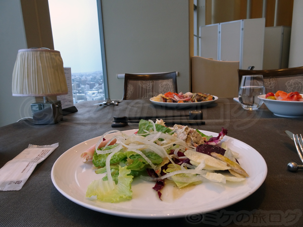 札幌プリンスホテル　 朝食　サラダ