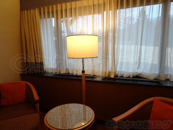 箱根ハイランドホテル　部屋の窓