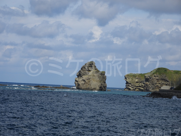 奥尻島　西海岸の奇岩と奥尻ブルー