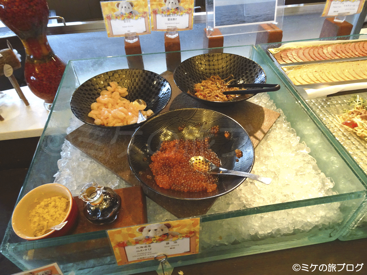 JRタワーホテル日航札幌,「SKY J」朝食ブッフェの和食にはいくらや甘えび