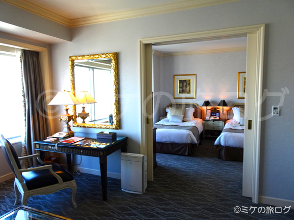 横浜ロイヤルパークホテル リビング ベッドルーム