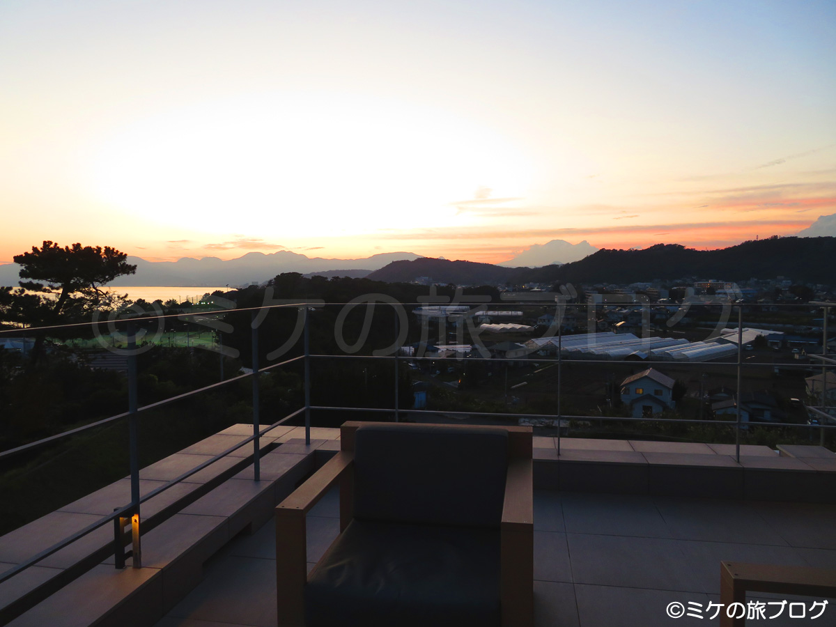 大磯プリンスホテルのスパのテラスエリアから見る富士山