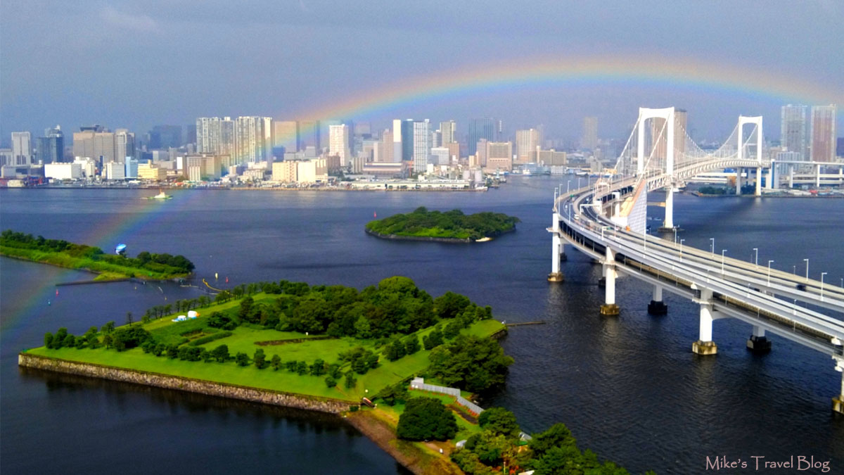 お台場のレインボーブリッジの写真