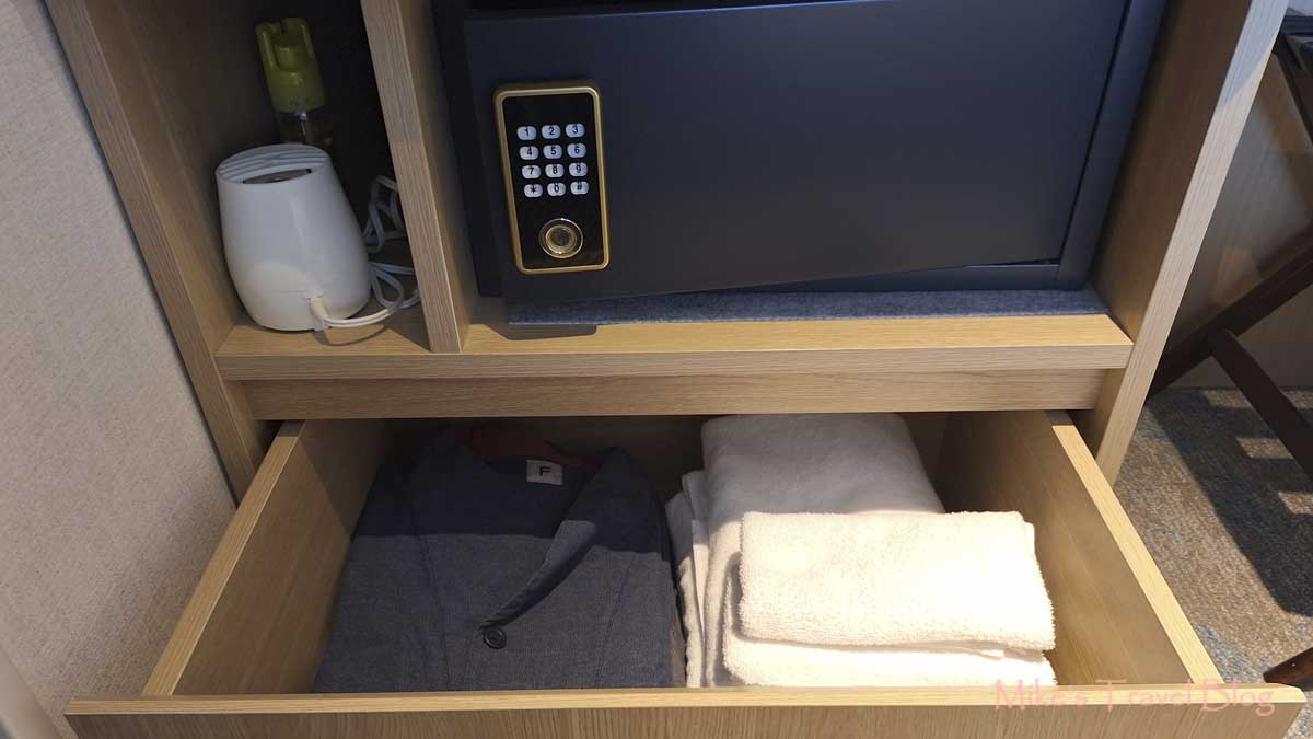 ホテルニューアカオ オーシャンウイング クローゼット アメニティ